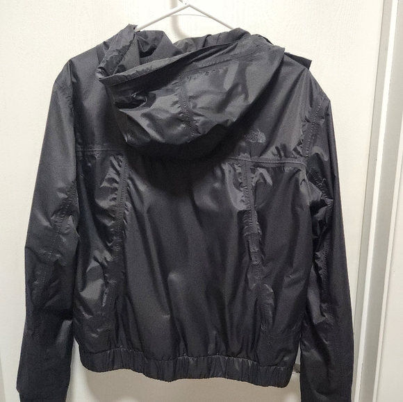Womens North Face Windbreaker - Picture 5 of 5